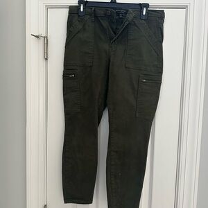 Banana Republic Dark Green Cargo Pants